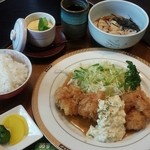 Bombazu - チキン南蛮ランチ (899円+税)