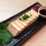 和鶏屋 - H.27.7.9.夜 塩締めとーふの冷奴 378円