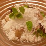 アノニム - 白桃のカルピスシャーベット、ミント添え