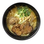 どさん子 - 料理写真:金練：100％北海道産「生味噌」を使用。味噌本来の味を追求したラーメンは、食べるほどに味噌の芳醇な香りが口の中に広がります。