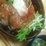 ゑびや大食堂 - ローストビーフ丼 ￥3000