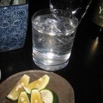 和食もみじ - 焼酎黒霧島のロック＆カボス