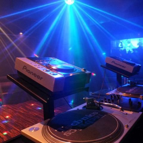 バーカウンター バーカウンター - BAR73 - Cambro - ポリエチレン / 直立型 / 屋外用
