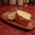 トラットリア・リョウゴク - パン☆