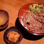 Hokkoshokudou - ランチ　ハラミ丼　定食　￥７００