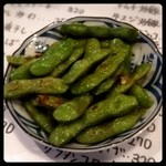 居酒屋 ぽんと - サービスで頂きました♪ニンニクバター枝豆