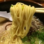 かどやらーめん - 麺