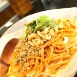 175°DENO担担麺 - 2015 #092 ★175°DENO〜担担麺〜 本店 ＠担担麺汁無〜赤麺／痺れる ￥800
      
      