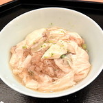 伊予本 - おかわりは湯葉あんかけ