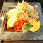 175°DENO担担麺 - 2015 ＃138 ★175°DENO担担麺 本店＠痺れるSatomura棒棒鶏冷麺 ￥900
      
      