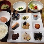 Jeia Rukyuushuu Hoteru Burassamu Shinjuku - ブッフェスタイルの和洋食 2400円(税抜) 宿泊料に含まれています