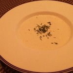 BISTRO L'Assiette - ジャガイモの冷製スープ 750円