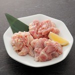 焼肉七つ星 - 鶏もあります（もも・せせり）