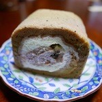 ハッピーベリー - 【贅沢モンブランのロール（半分個）…990円（税抜）】2015/6