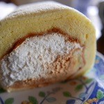 ハッピーベリー - 【ほろにがキャラメルロール（半分個）…830円（税抜）】◎2015/6