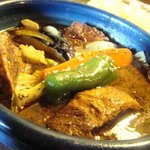 アジアンスープカリー べす - 角煮＋