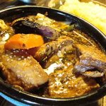 アジアンスープカリー べす - 角煮＋