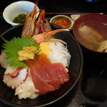 海鮮どんぶり亭 - スペシャル海鮮丼（1680円）