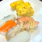 Yakiniku Ando Gurume Baikingu Kataoka - お寿司、惣菜