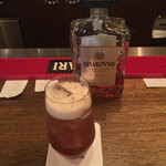 コーヒーハウス ニシヤ - アマレットのアイスティー割り（700円）
      