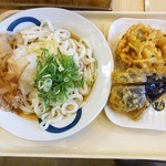 つるまる饂飩 - ぶっかけ(冷）ナスとコーンかき揚　６５０円