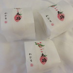 箕面　かむろ うめだ阪神百貨店　本店 - いちご大福（税抜き260円）