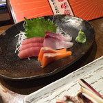 おもいで横丁 - 刺身3点盛り