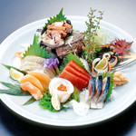 Assortment of 6 sashimi (2 servings)