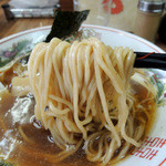 麺や　福座 - 2015年7月5日(日)　昔ながらの「中華そば」750円　麺リフト