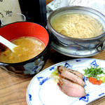 麺や　福座 - 2015年7月5日(日)　夏季限定第一弾！「鴨の釜あげラーメン」(温・大盛)1100円