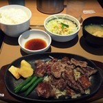 Yayoi Ken - カットステーキ定食890円（期間限定）