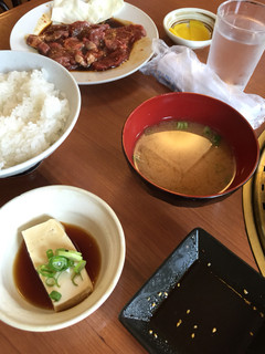 焼肉やまと - 定食(シングル)¥550