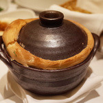 シターラ - 春きのこアミガサダケのカレー(2300円)の鍋