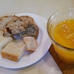 デイライトキッチンオーガニック - ドリンク＆パン食べ放題