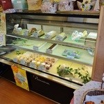 手作りケーキとパンの店 Lievre - 店内の様子です③(2015-7-11登録)