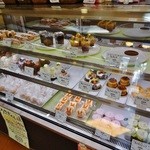 手作りケーキとパンの店 Lievre - 店内の様子です④(2015-7-11登録)