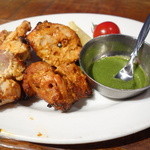 ダバ インディア - チキンティッカプレート（680円）