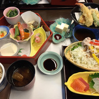 がんこ 高瀬川二条苑 - 和らぎ弁当 (造り・サラダ付き)