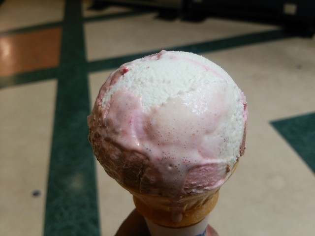 Burushiruaisukurimu Takaoka Imizu Ice Cream Tabelog Burushiruaisukurimu Takaoka Imizu Ice Cream Tabelog