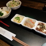 いな穂 - 右端の湯葉が絶品！