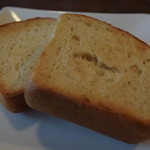 マーブル マーブル - 自家製パン。
