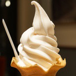 のもの - 福島桃ソフトクリーム（350円）