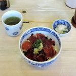 まぐろどんぶり瀬川 - まぐろ丼　9００円