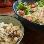 博多屋台 九一麺 - 鶏サラダと鶏飯