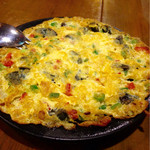 鐘楼 - 塩漬け玉子とピータンが入った玉子炒め