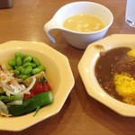 ビッグボーイ 焼津西小川店 - スープ&サラダ&ターメリックライス