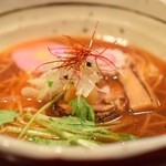 新地ら～麺 近松 - 連れが食べた醤油らーめん