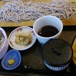 饗の屋 - 天セイロそばともち豚小丼セット