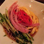 ブロシェット ボン ボン シン - 先日お通しで出た「これ」はそろそろ冷やし中華やりますよっていう気持ちの現れだよな？