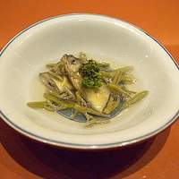 鮨　銀座　鰤門 - 鮎とじゅん菜の前菜